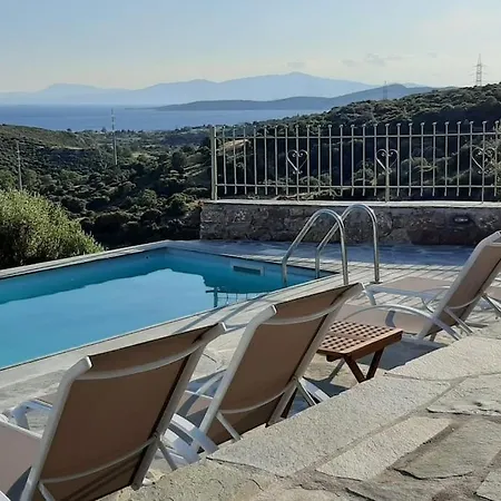 Rokanes Glass Stone With Pool * Kouvelles