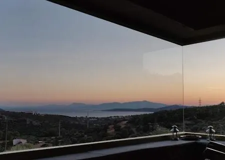 Βίλα Rokanes Glass Stone With Pool *