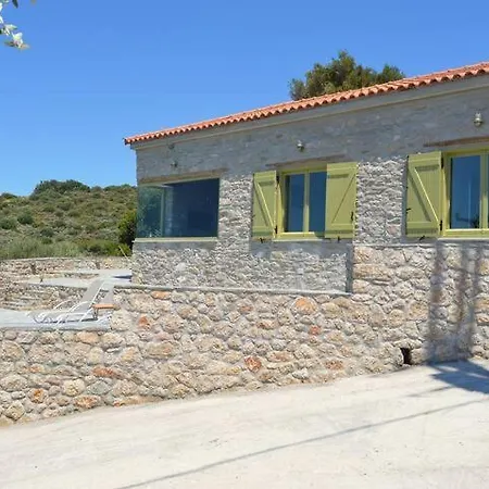 Rokanes Glass Stone With Pool Villa Kouvelles