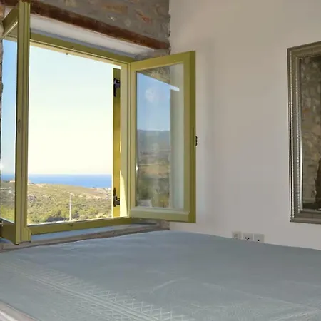 Villa Rokanes Glass Stone With Pool Kouvelles