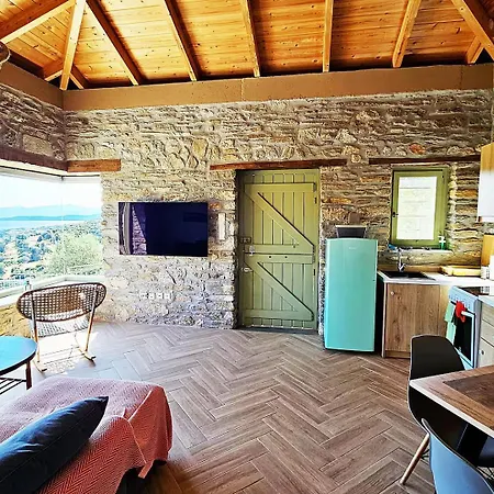 Villa Rokanes Glass Stone With Pool